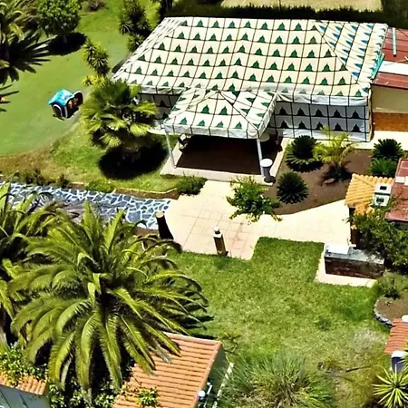 Paloma Mit Terrasse Und Gemeinschaftspool By Interhome Apartmán *