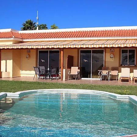 Paloma Mit Terrasse Und Gemeinschaftspool By Interhome Apartman